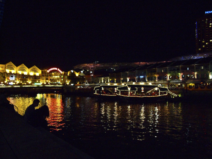 Walking in Singapore Suburbs-1268.jpg