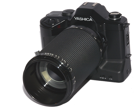 yashica_d-eye.jpg